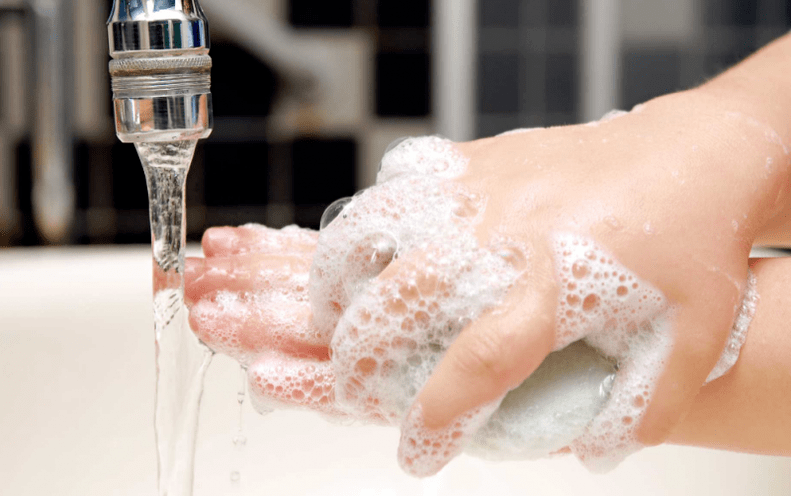 pranje ruku kako bi se spriječili crvi